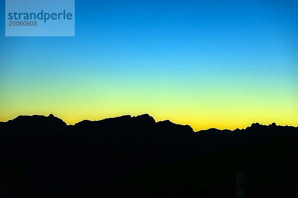 Abenstimmung im Gebirge