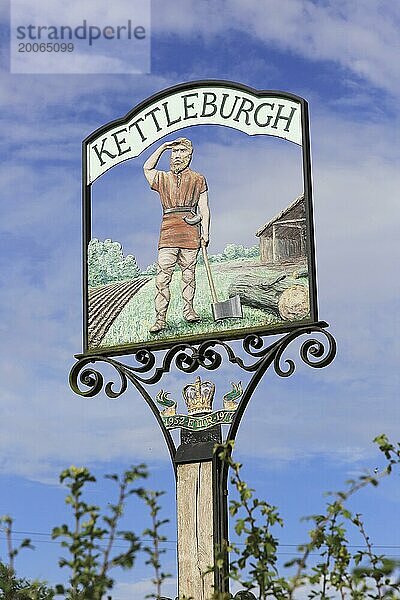 Dorfschild mit Hinweis auf sächsische Ursprünge  Kettleburgh  Suffolk  England  UK