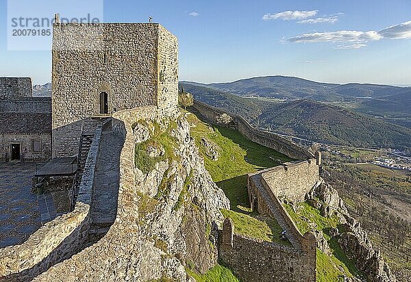 Historische Burg im mittelalterlichen Dorf Marvão  Bezirk Portalegre  Alto Alentejo  Portugal  Südeuropa  Europa