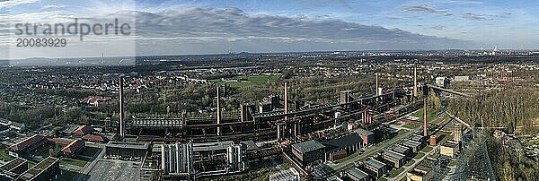 Panorama Luftbild der ehemaligen Kokerei Zollverein in Essen  18.03.2020