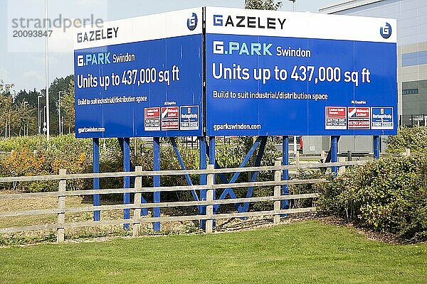 G Park Werbetafel für zu vermietende Gewerbeeinheiten von Gazeley Property Developers  Swindon  England  UK