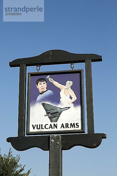 Kneipenschild Vulcan Arms  Sizewell Gap  Suffolk  England  UK