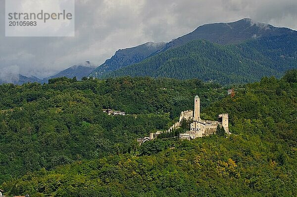 In der Nähe von Borgo Valsugana im Trentino  Castel Telvana  near Borgo Valsugana in Trentino  the Castel Telvana