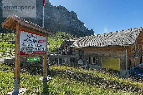 Urnäsch  Alpenschaukäserei Schwägalp  Landwirtschaft  Käseherstellung  Alm  Wald  Infotafel  Kanton Appenzell  Ausserrhoden  Appenzeller Alpen  Schweiz  Europa