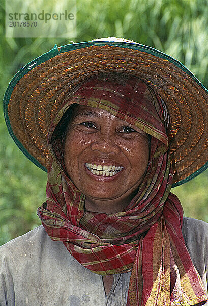 Thailand. Im Freien Nahaufnahme einer Reisbäuerin.