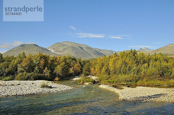 Rondane Nationalpark im Herbst. Norwegen Rondane National Park in the fall. (Norway)