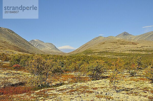 Rondane Nationalpark im Herbst. Norwegen Rondane National Park in the fall. (Norway)