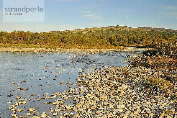 Rondane Nationalpark im Herbst. Norwegen Rondane National Park in the fall. (Norway)