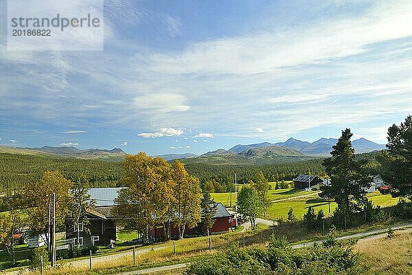 Rondane Nationalpark im Herbst. Norwegen Rondane National Park in the fall. (Norway)