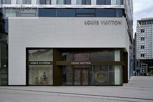 Louis Vuitton Brand Store  Logo  Ladengeschäft  geschlossen  Dorotheen Quartier  DOQU  Shopping-Mall  Stuttgart  Baden-Württemberg  Deutschland  Europa