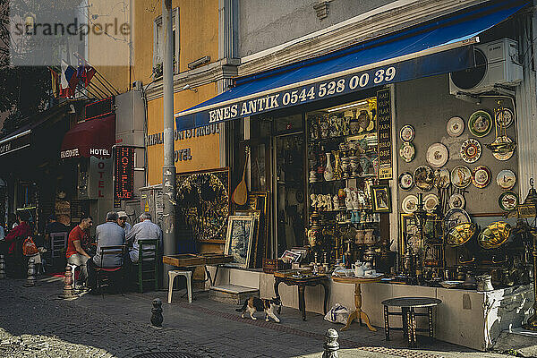 Straßenleben in Kadiköy in Istanbul; Istanbul  Türkei