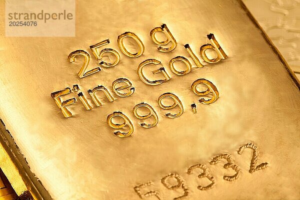 Geldanlage in echtem Gold mit einem 250 gramm Goldbarren  999.9 Gold