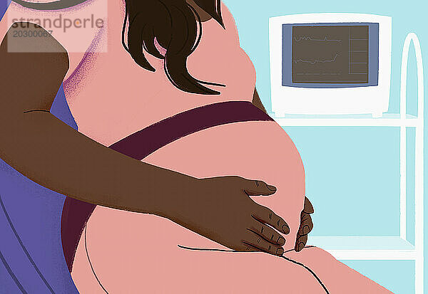 Nahaufnahme einer schwangeren Frau  die im Untersuchungsraum der Klinik den Bauch hält