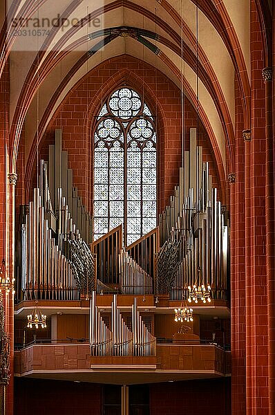 Domorgel  Orgel von Klais  Kaiserdom St. Bartholomäus  Frankfurt am Main  Hessen  Deutschland  Europa