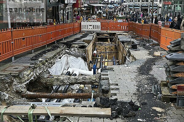 Baustelle Alte Freiheit  Fussgängerzone  Erneuerung der Infrastruktur und archäologische Funde  Wuppertal  Bergisches Land  Nordrhein-Westfalen  Deutschland  Europa