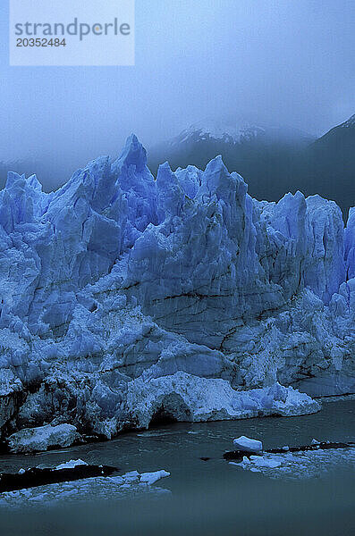 Perito-Moreno-Gletscher  Nationalpark Los Glaciares  argentinisches Patagonien.