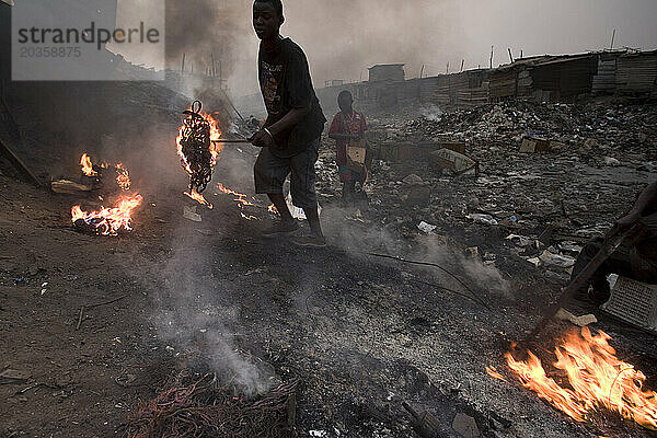 Computer-Dumping in Accra  Ghana