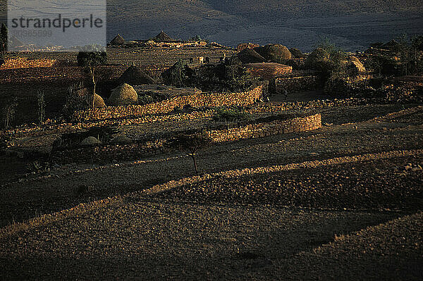 Typisches Bauerndorf in der Region Tigray im Norden Äthiopiens.