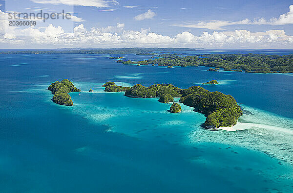 Luftaufnahme der Long Beach Island von Palau