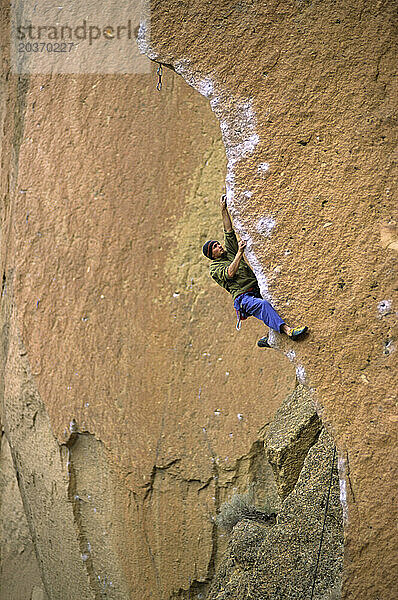 Kletterer im Smith Rock State Park  Oregon  USA