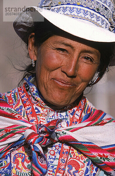 Porträt einer Frau  Dorf Chivay  Peru.