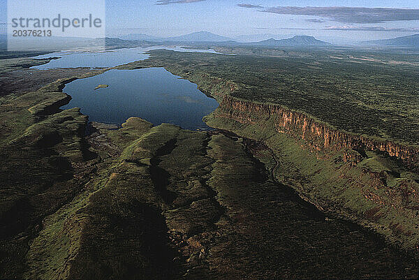 Luftaufnahme des Rift Valley und des Lake Magadi im Süden Kenias.