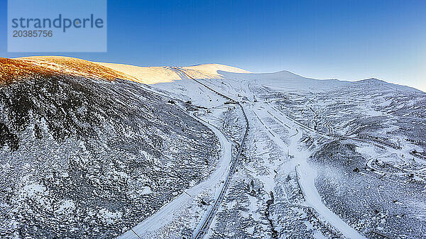 UK  Scotland  Aviemore  Aerial view of ski slope in Cairngorm Mountains
