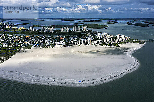 Usa  Florida. Lee County. Fort Myers beach. Estero Island. Big Carlos Pass