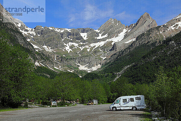 Spain  Aragon  Province of Huesca  Bielsa  Pineta valley and cirque (national park of Ordesa ans Monte Perdido mountain) Unesco world heritage