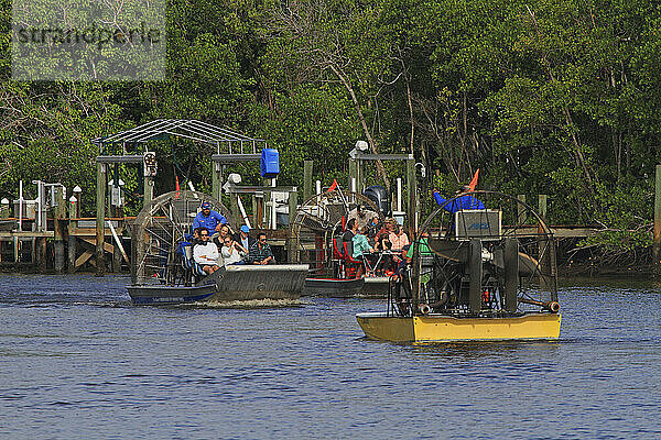 Usa  Florida. Everglades City. Airboat