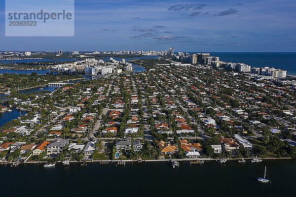 Usa  Florida  Miami. North Beach. Biscayne Bay