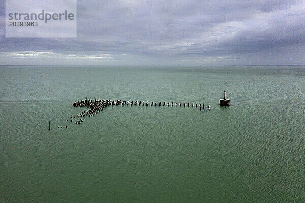 Usa  Florida. Gasparilla Island. Boca Grande. Ruins of an old pier