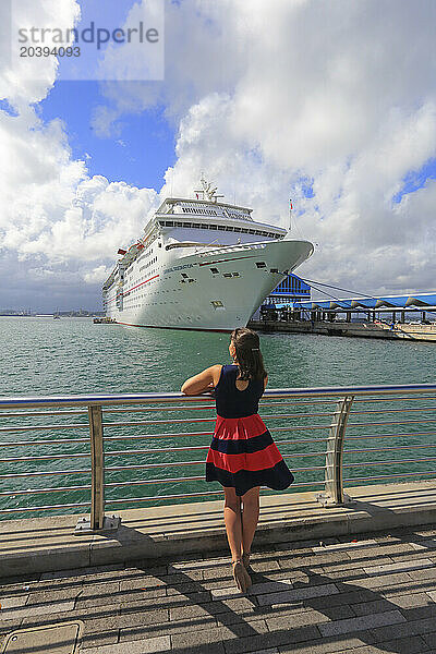 Usa  Porto Rico  San Juan. Cruise ship