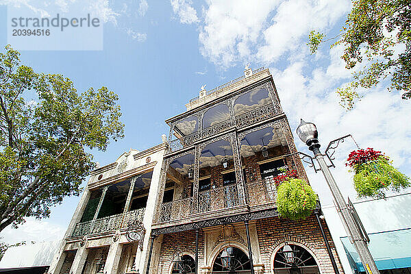 USA. Floride. Miami. Quartier de Coconut Grove. The Cruz Building.