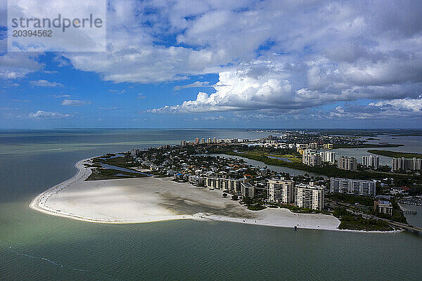 Usa  Florida. Lee County. Fort Myers beach. Estero Island. Big Carlos Pass