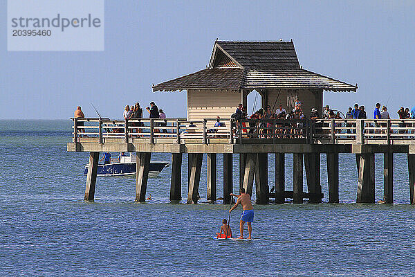 Usa  Florida. Naples. Naples Pier