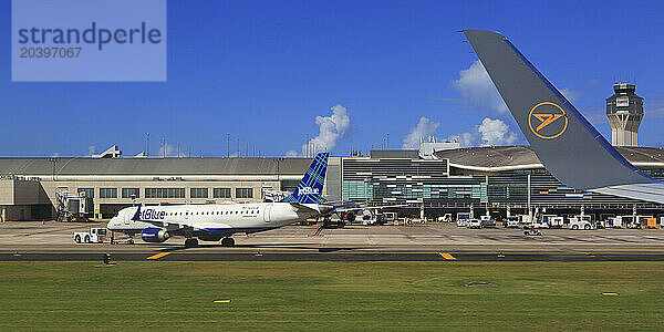 Usa  Porto Rico  San Juan. Luis Mu?oz Mar?n International Airport. Jet blue aircraft