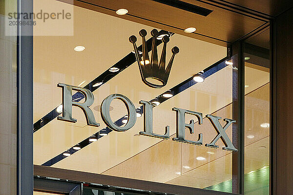 USA. New York city. Manhattan. The fifth avenue. The Rolex shop.