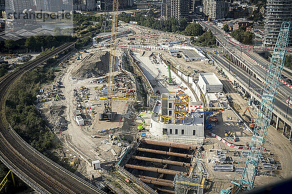 London Cable car also known as the Dangleway  Docklands  London  UK © Dosfotos/Axiom