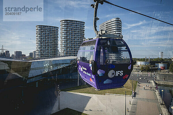 London Cable car also known as the Dangleway  Docklands  London  UK © Dosfotos/Axiom