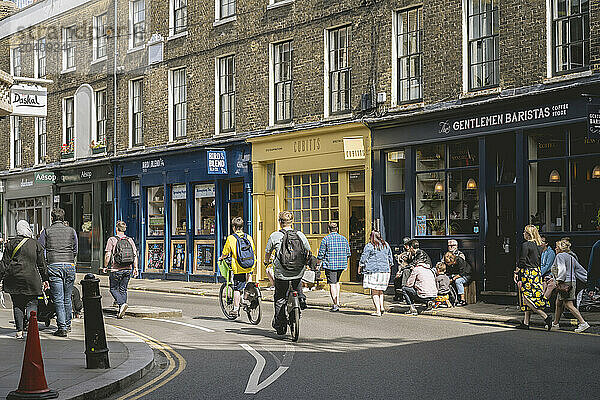 Borough Market  London Bridge  London  UK © Dosfotos/Axiom