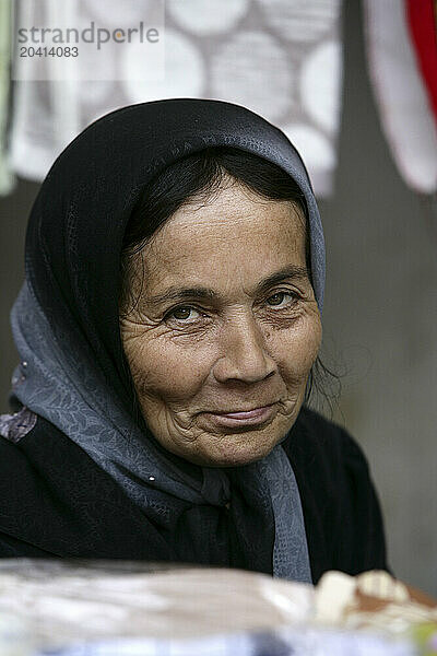 Uzbek woman in traditional clothing