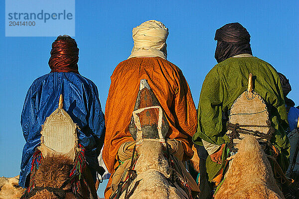 Algeria  Sahara  Hoggar (Ahaggar Mountains)  Tamanrasset Portrait of a Tuareg  Sahara desert