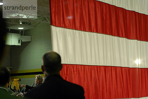 Hillary Clinton Campaigns in Iowa November 19  2007