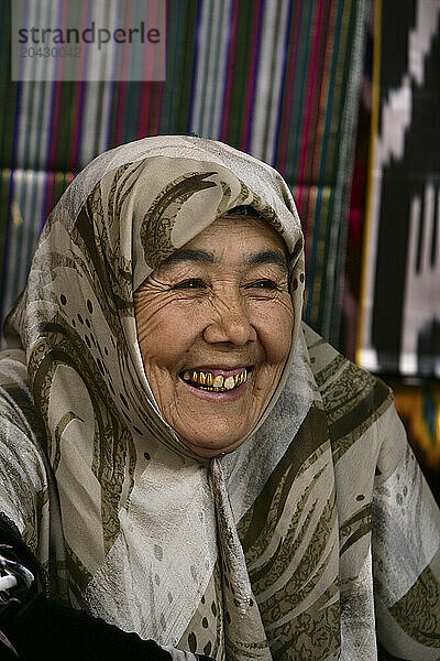 Uzbek woman in traditional clothing