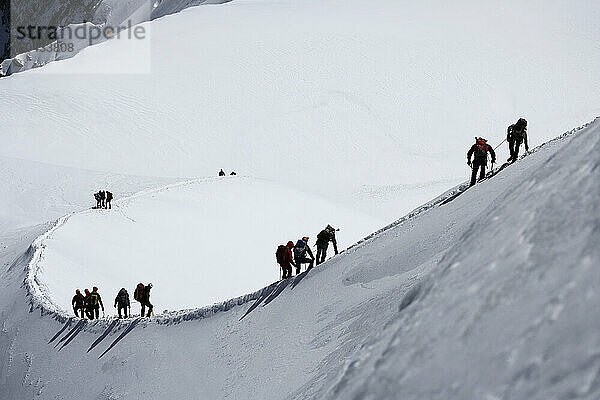 Mountaineers and climbers  Aiguille du Midi  Mont Blanc Massif  Chamonix  French Alps  Haute Savoie  France  Europe