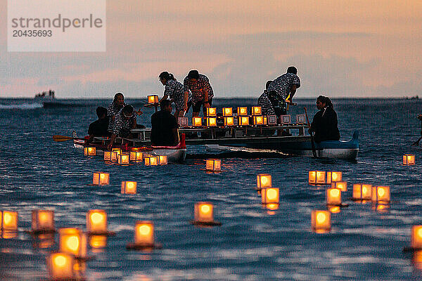 Hawaii Lantern Floating Festival 2015  Honolulu  Oahu  Hawaii  USA