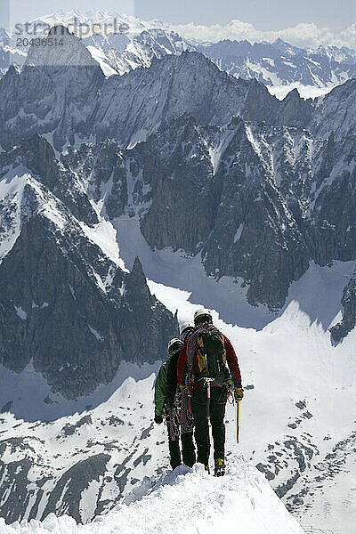 Mountaineers and climbers  Aiguille du Midi  Mont Blanc Massif  Chamonix  French Alps  Haute Savoie  France  Europe