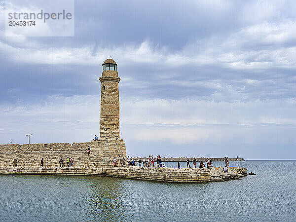 Old Harbour Lighthouse  City of Rethymno  Rethymno Region  Crete  Greek Islands  Greece  Europe