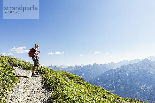 Austria  Salzburger Land  Male hiker at Stubnerkogel mountain